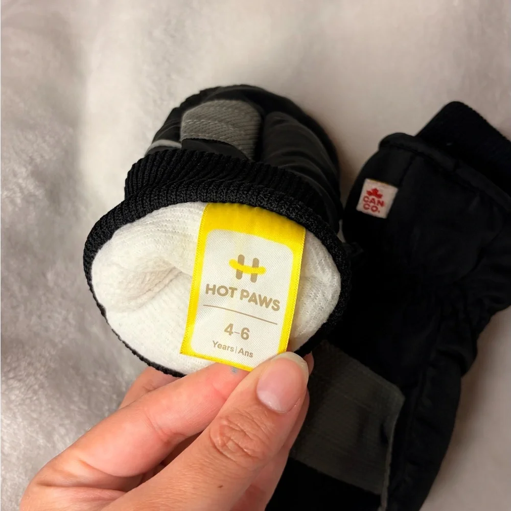 Black Winter Mittens with Reflective Detail